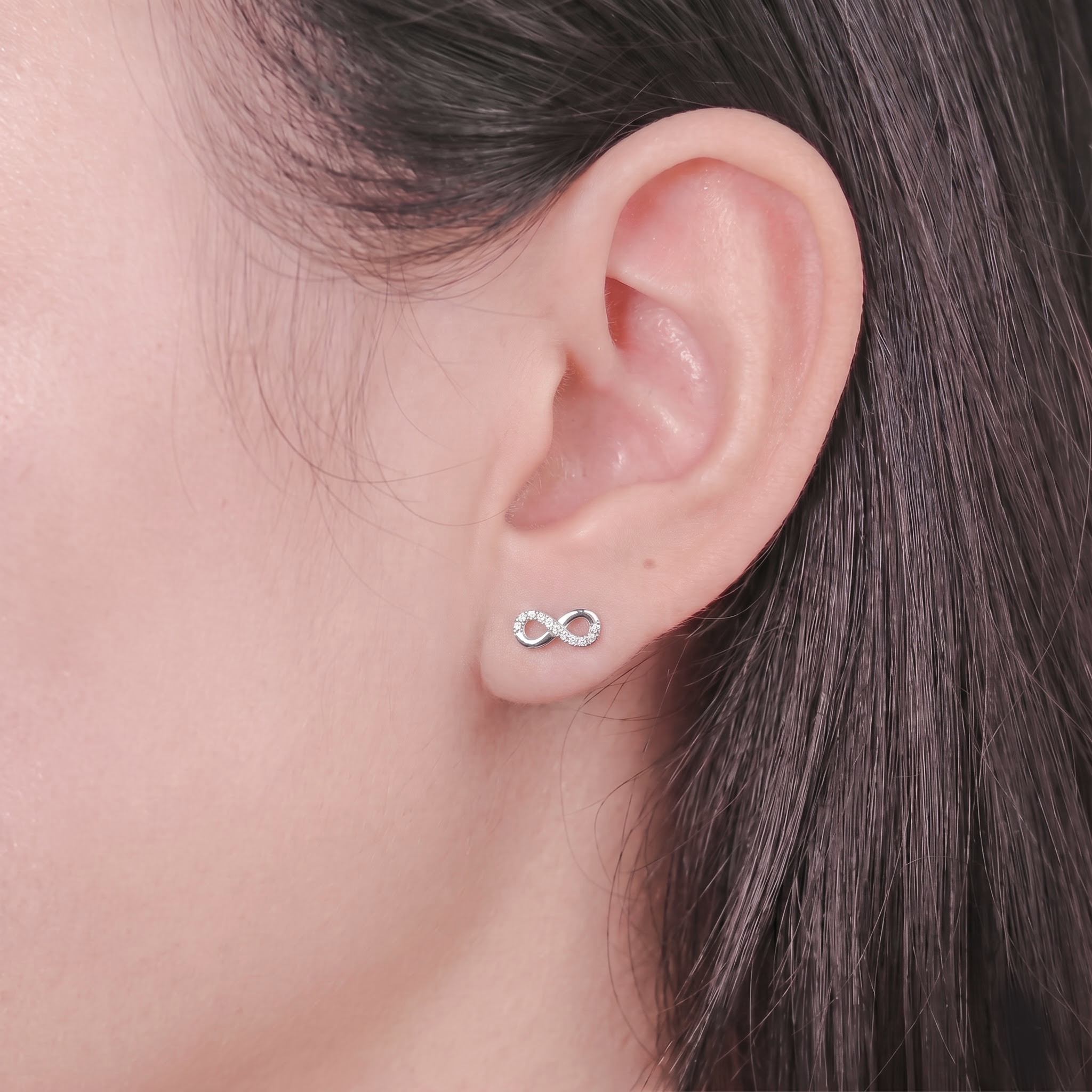 Bông tai nữ bạc xi bạch kim cao cấp LAVESTA LAV251 Cinny thiết kế vô cực biểu tượng tình yêu vĩnh cửu và không giới hạn
