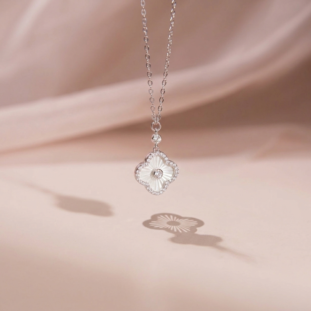 Dây chuyền bạc nữ mạ bạch kim LAVESTA LAV098 Cherish - Loveshine