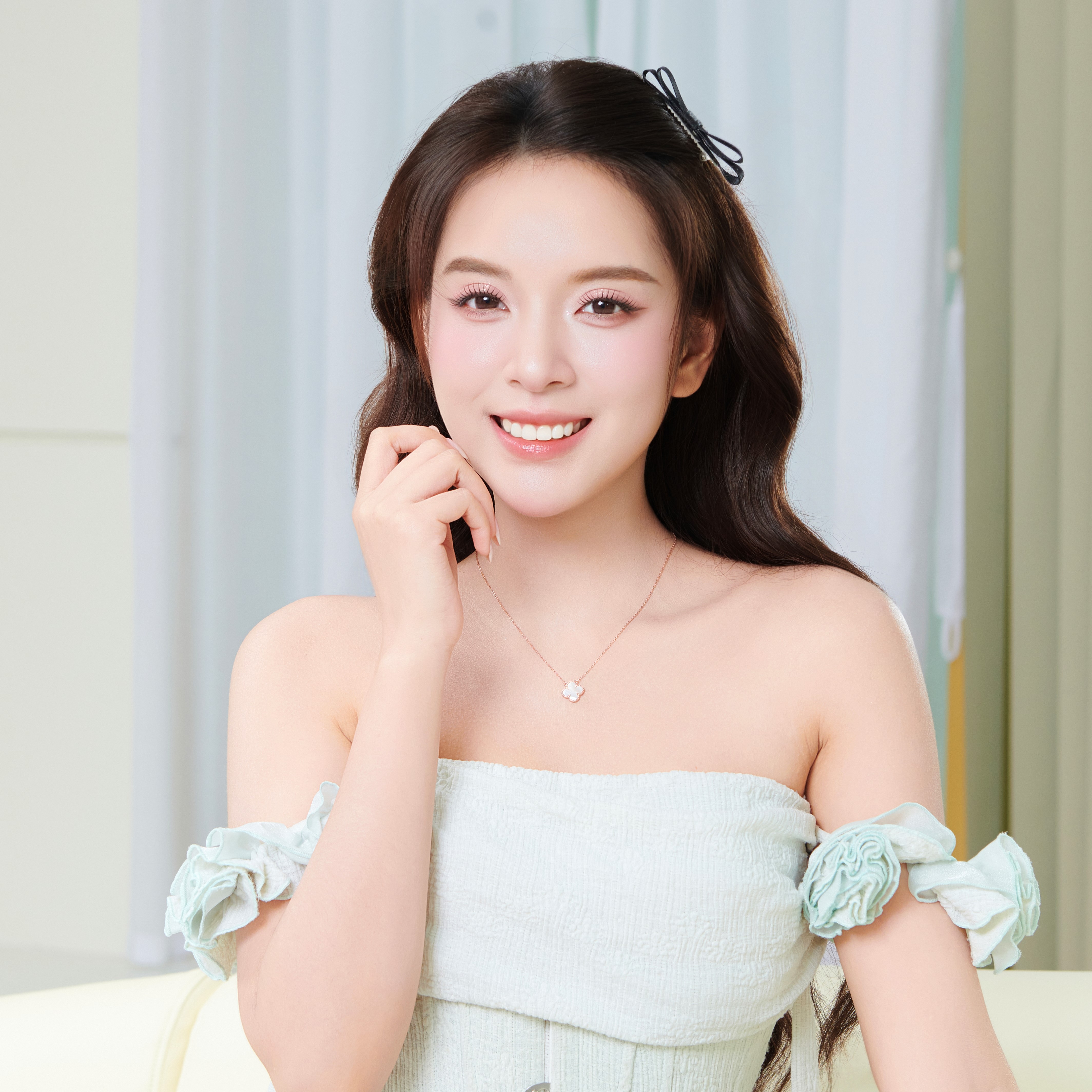 Dây chuyền bạc nữ mạ vàng hồng 18K LAVESTA LAV203 cổ bốn lá thiết kế sang chảnh, thời thượng