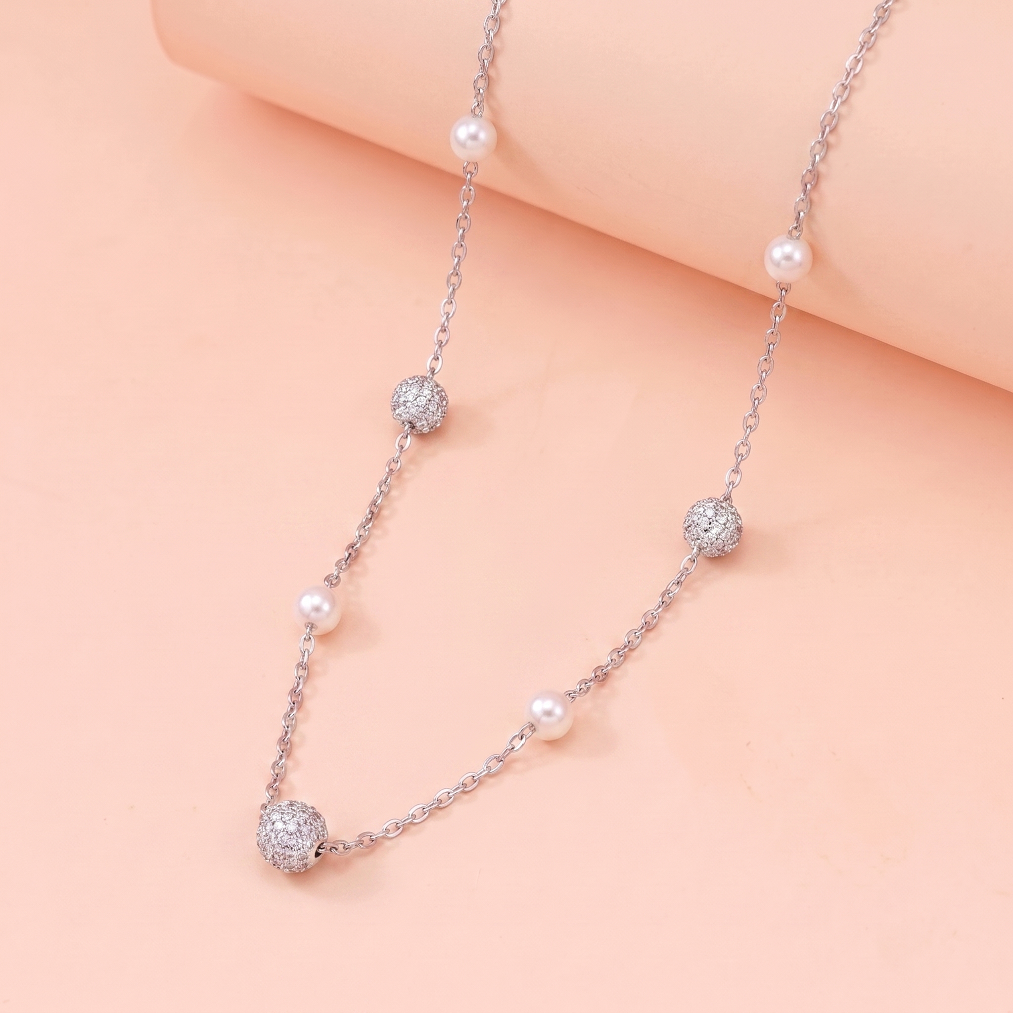 Dây chuyền nữ bạc xi bạch kim LAVESTA LAV235 Katie mang vẻ đẹp tinh hoa ngọc trai và ánh sáng vì tinh tú