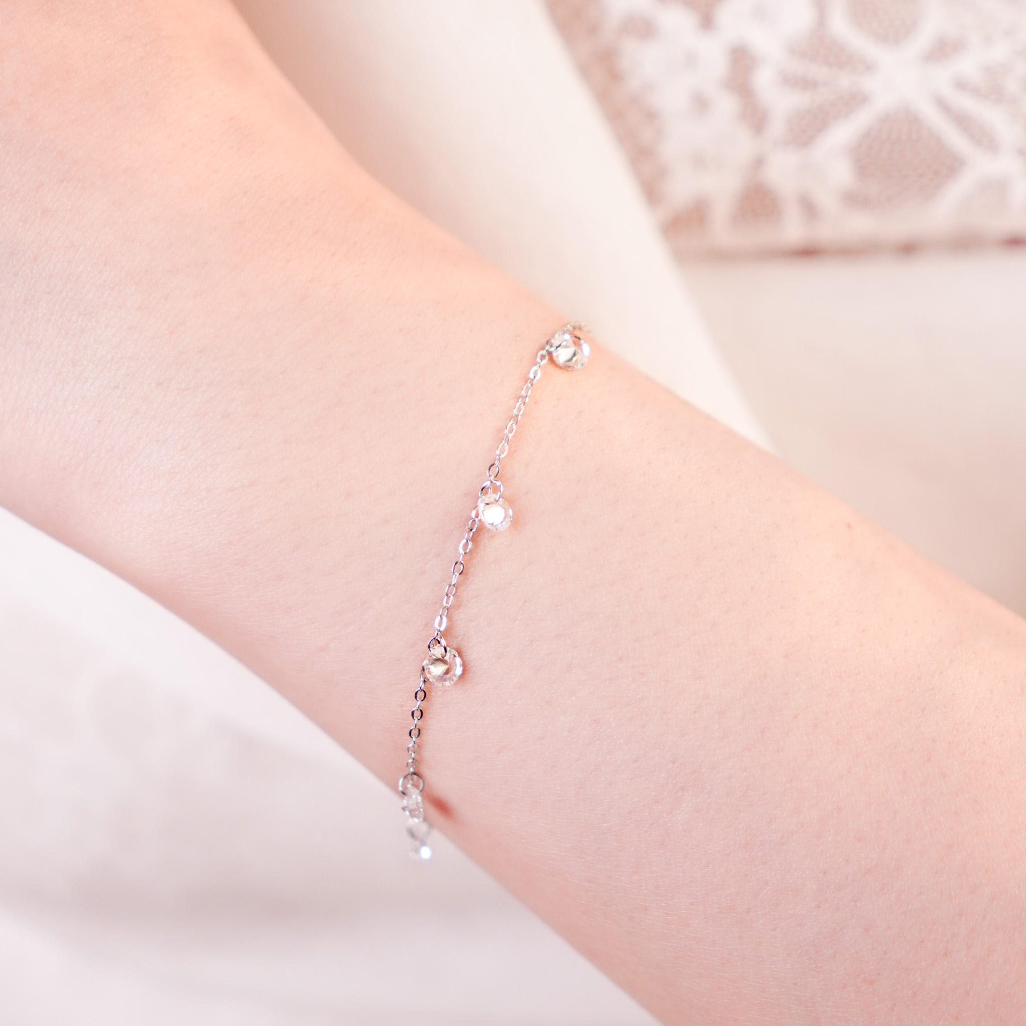 Lắc tay bạc nữ mạ vàng 14K và mạ bạch kim cao cấp LAVESTA LAV217 Gigi thiết kế giọt sáng linh anh cát tường Libertine