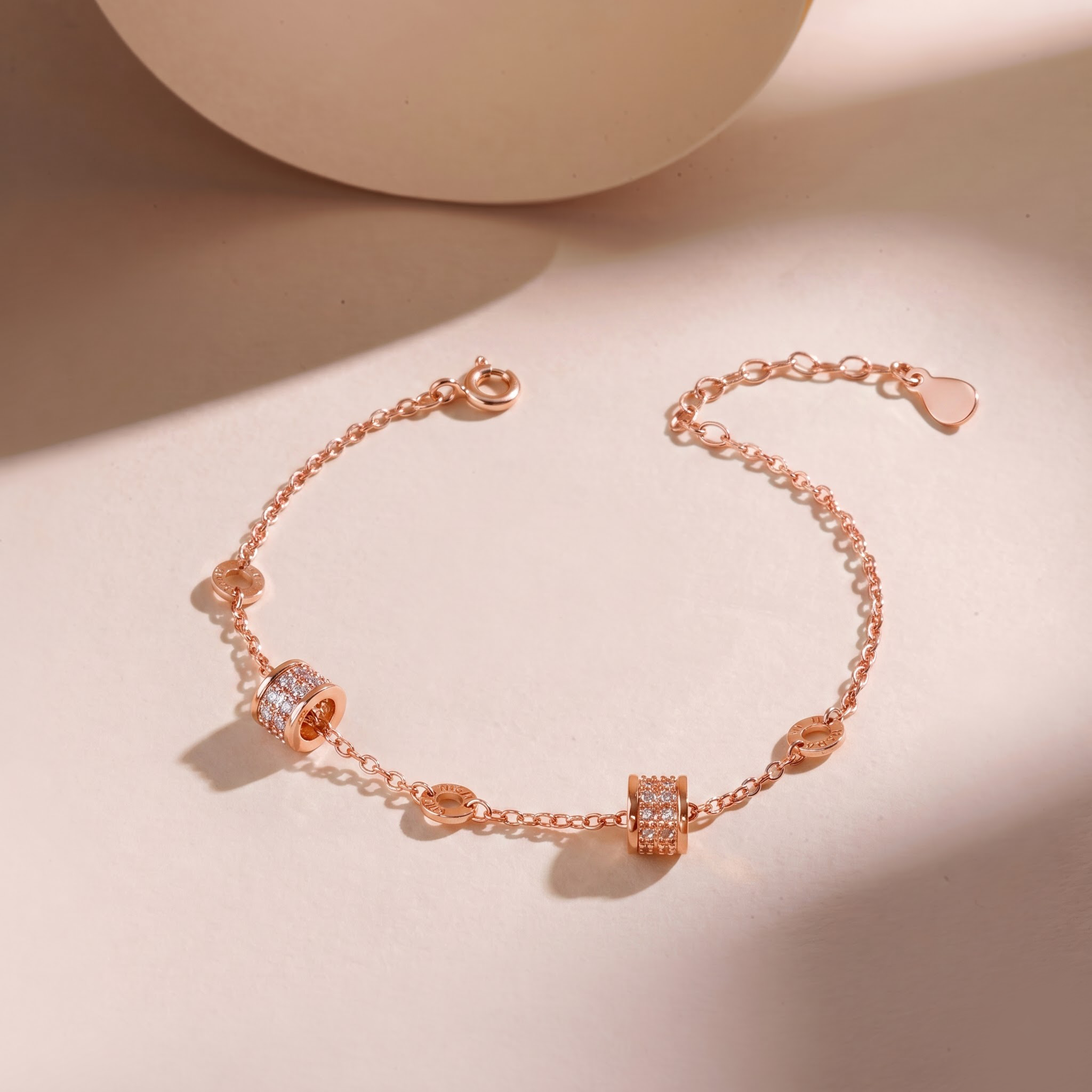 Lắc tay bạc nữ mạ vàng hồng 18K và mạ bạch kim LAVESTA LAV034 Glamour thời thượng, quyến rũ