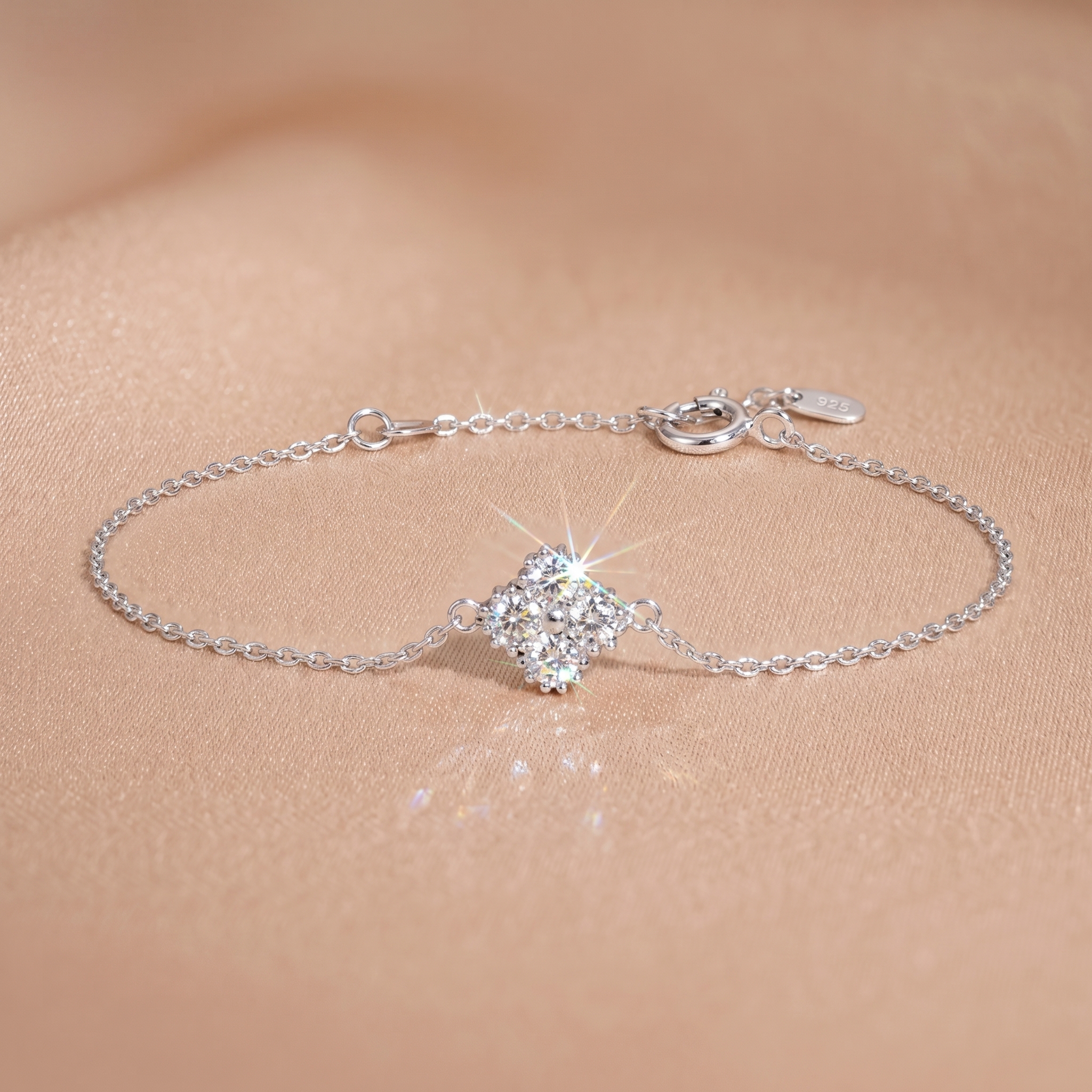 Lắc tay nữ bạc xi bạch kim đá Moissanite LAVESTA KC165 Nancy biểu tượng may mắn, tinh tế Mina