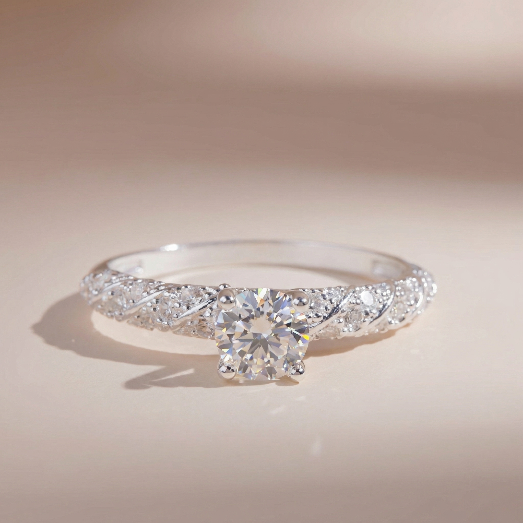 Nhẫn bạc nữ xi bạch kim đính đá Moissanite lấp lánh 5 ly kiểm định GRA KC59 LAVESTA