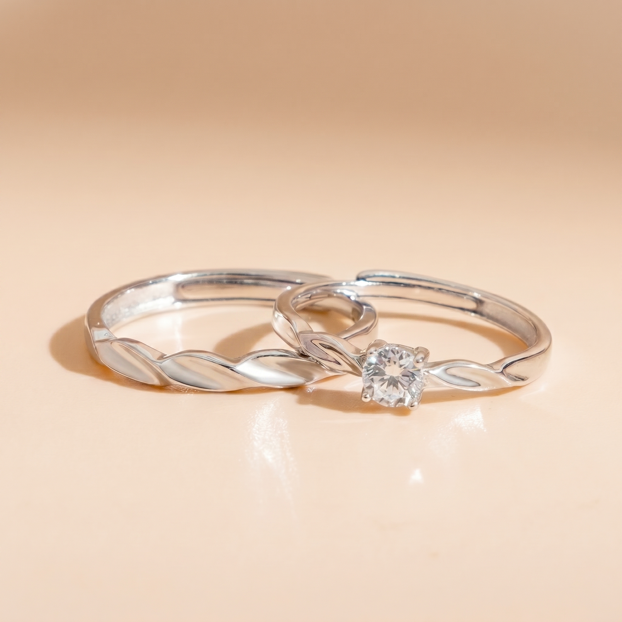 Nhẫn đôi bạc nam nữ đính đá Moissanite 4 ly kiểm định GRA, bạc xi bạch kim KC151 LAVESTA