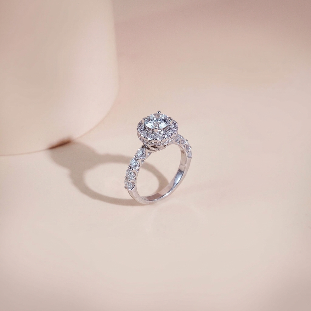 Nhẫn nữ bạc xi bạch kim đá Moissanite 6.3 ly kiểm định GRA LAVESTA KC162 tinh hoa chế tác, toả sáng rực rỡ