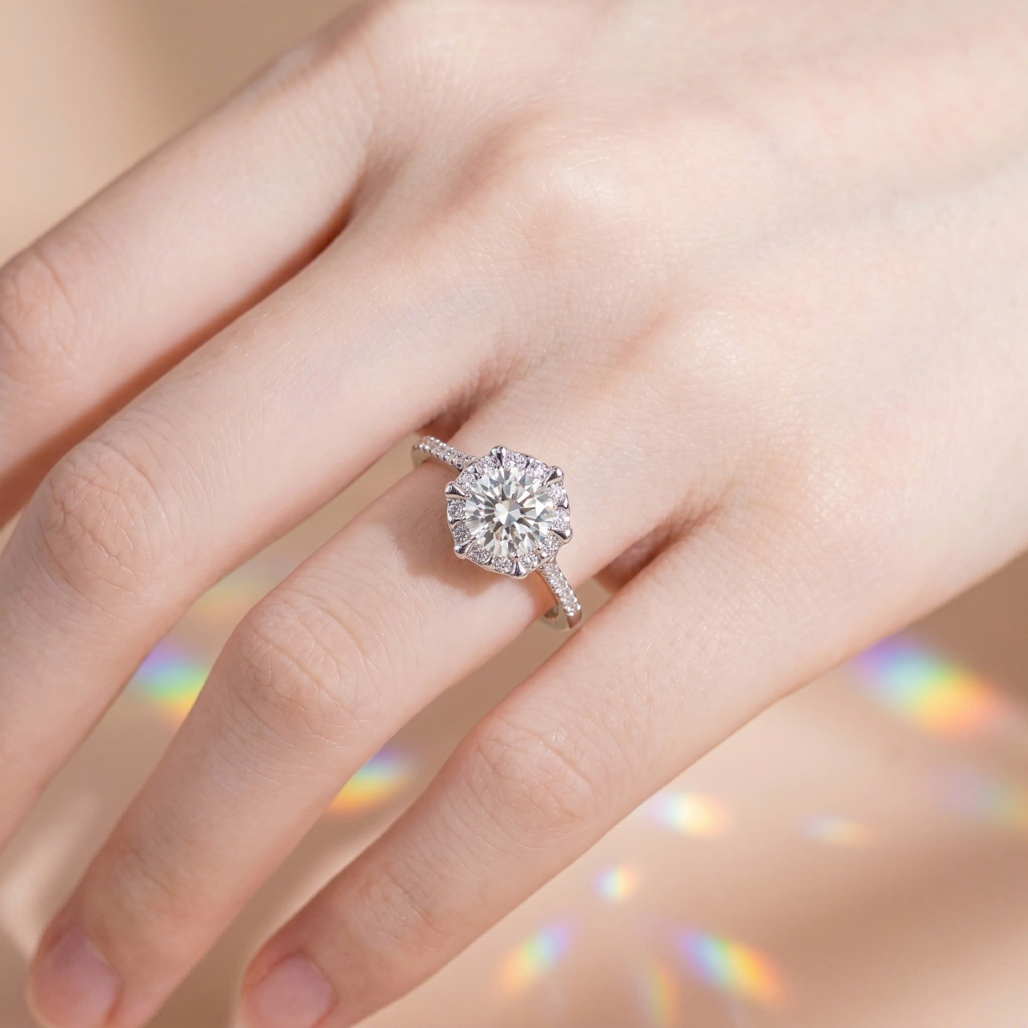 Nhẫn nữ bạc xi bạch kim freesize đính đá Moissanite 6.5 ly kiểm định GRA LAVESTA KC166 sang trọng, thời thượng