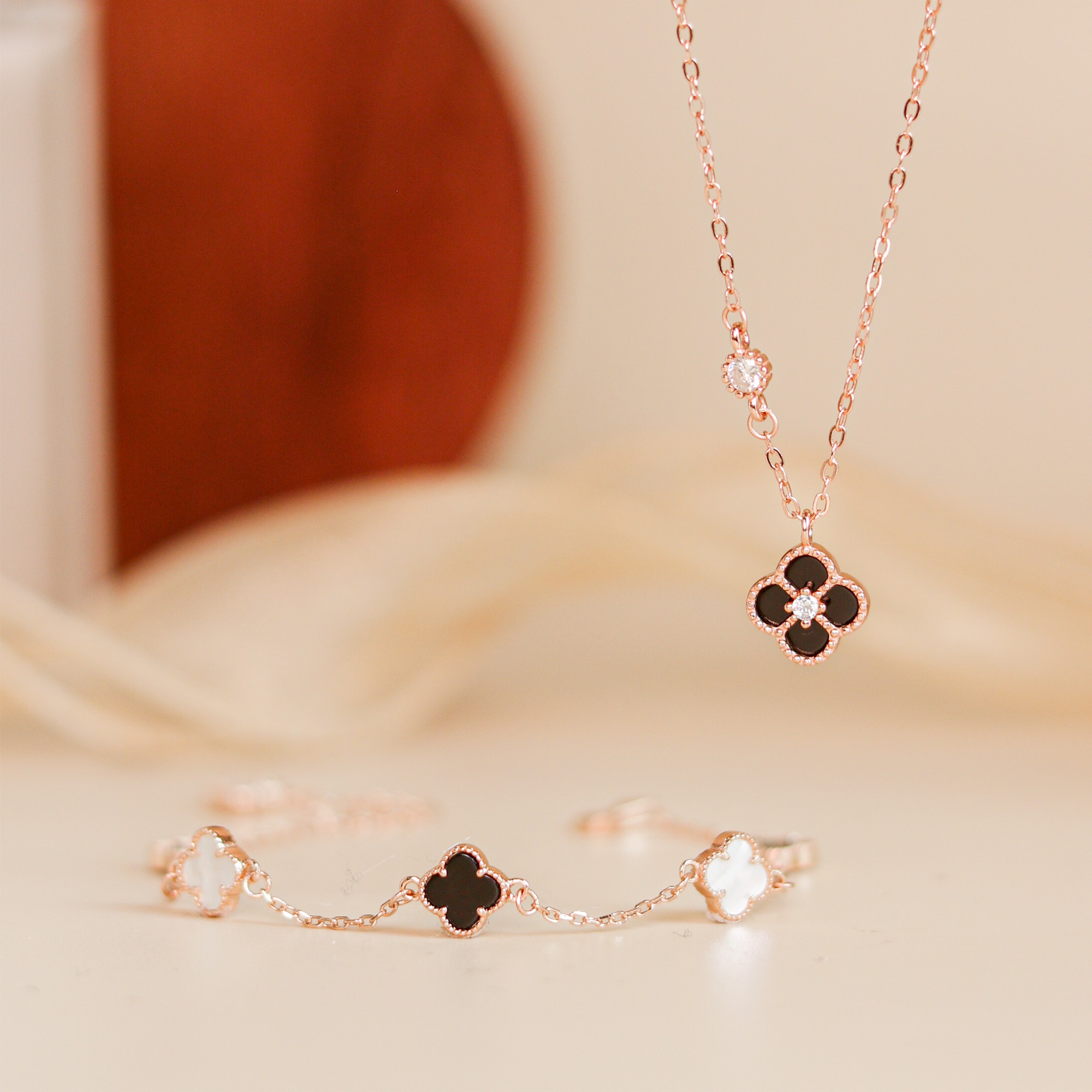 Set quà tặng trang sức dây chuyền và lắc tay bạc mạ vàng hồng 18K cao cấp LAVESTA LAV167 Sayuri