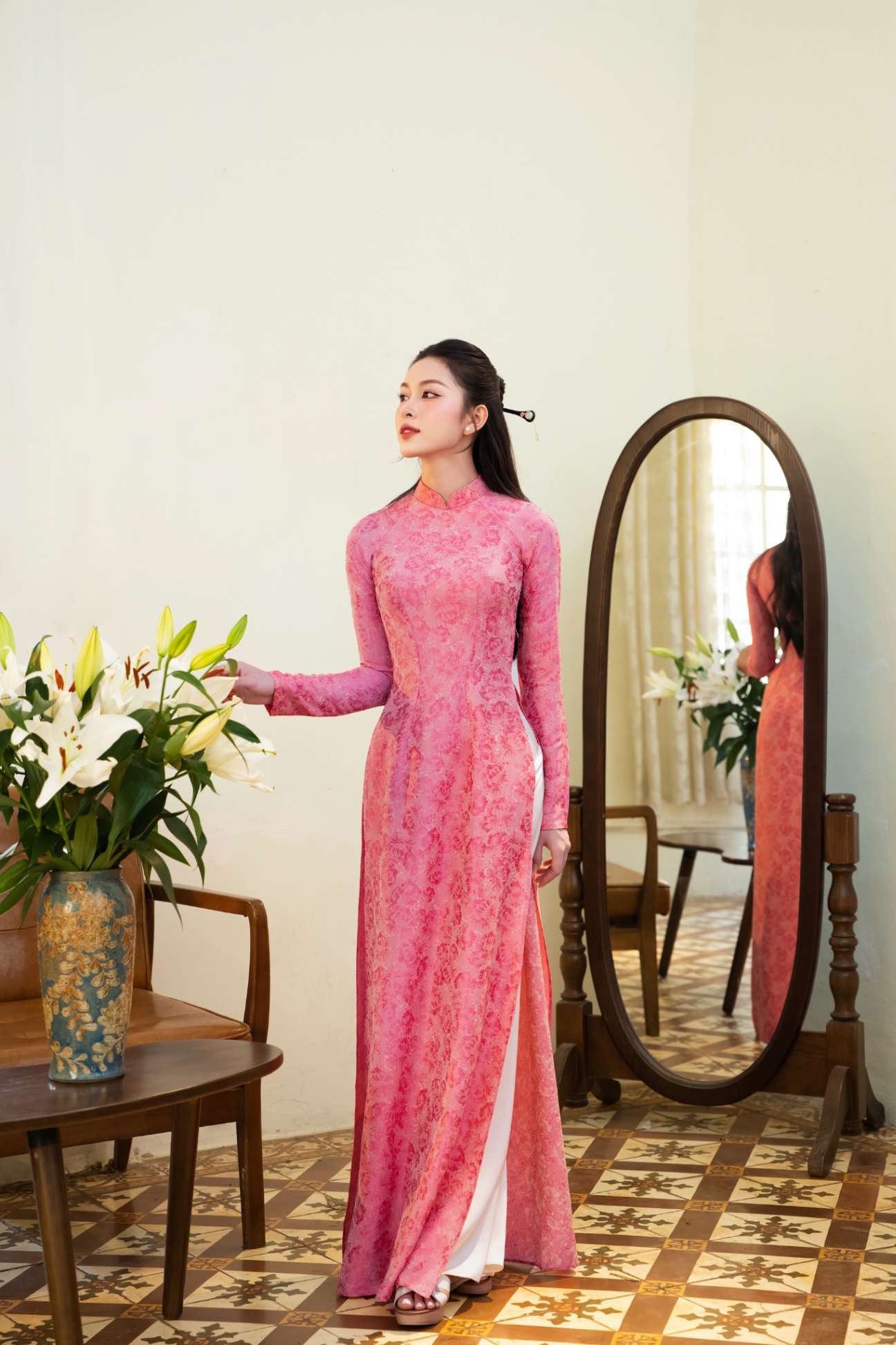 Duyên - Hồng đơn