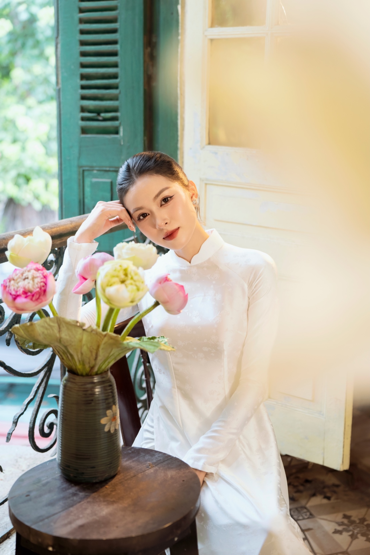 Duyên - Trắng trúc mai