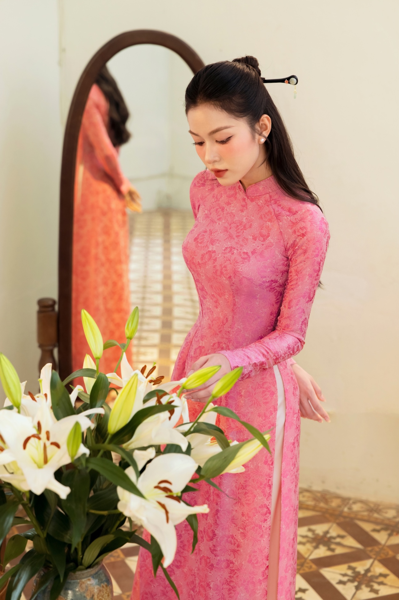 Duyên - Hồng đơn