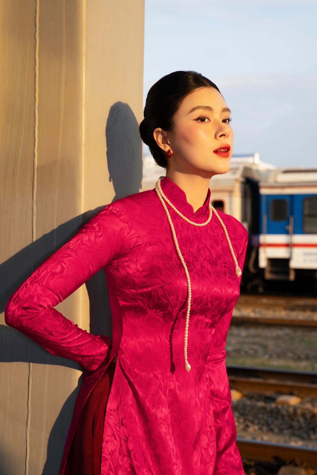 Duyên - Đỏ tulip