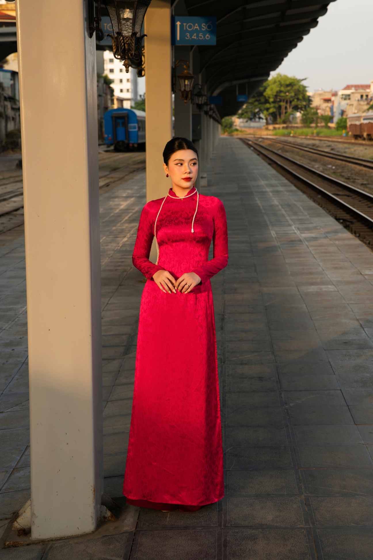 Duyên - Đỏ tulip