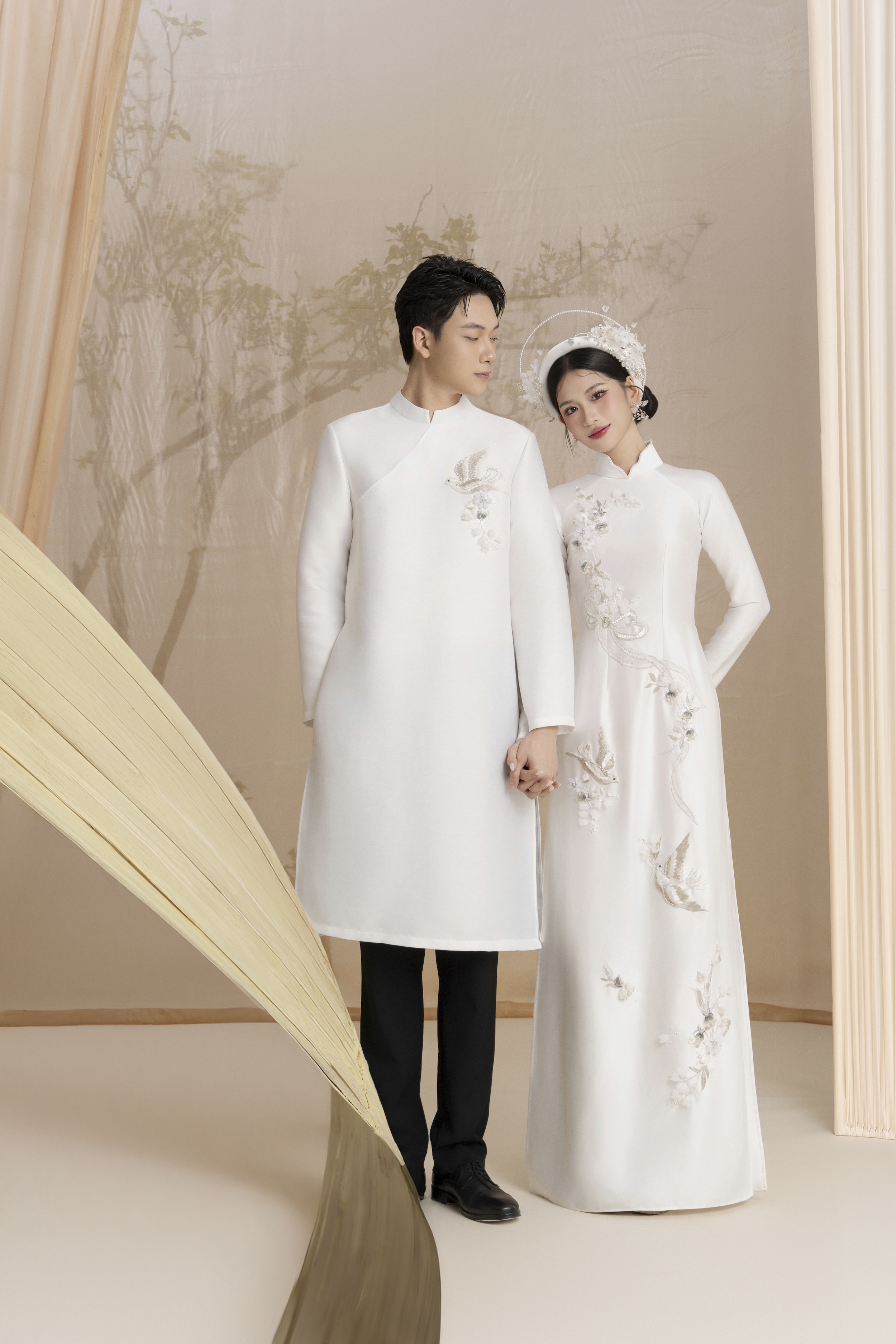 Ngân Vũ Song Hạc