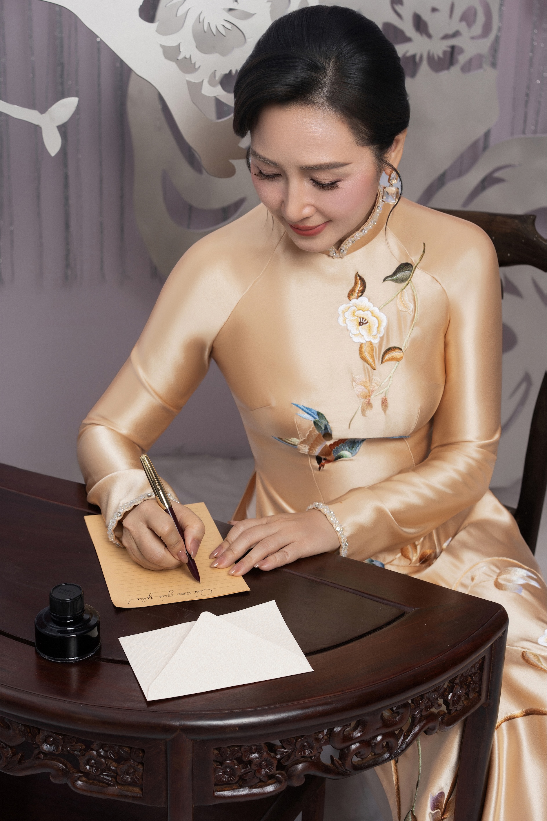 YẾN ANH