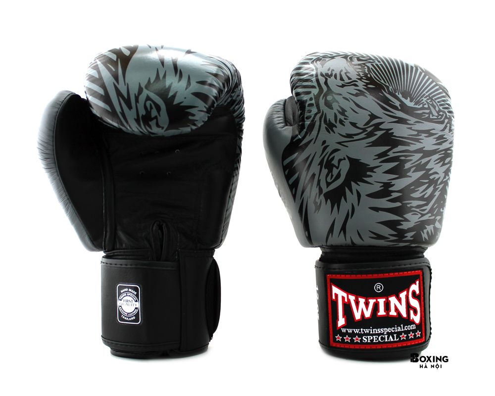 GĂNG TAY BOXING TWINS SƯ TỬ ĐEN / XÁM