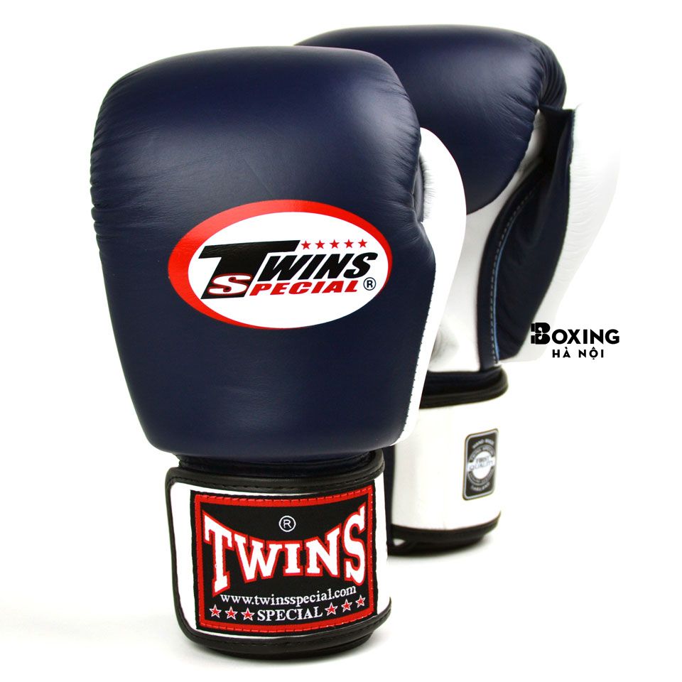 GĂNG TAY BOXING TWINS 2 MÀU TRẮNG / XANH TÍM