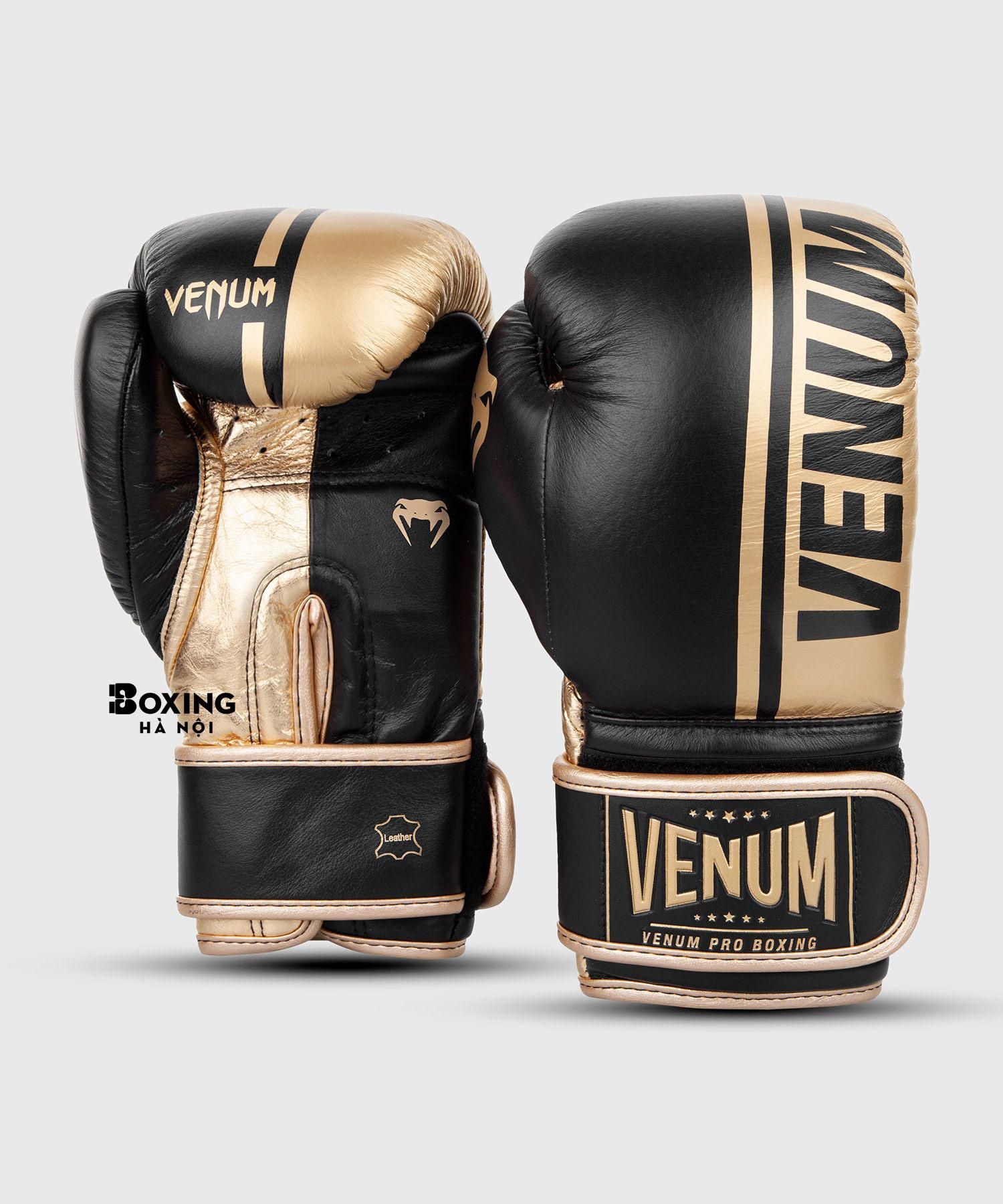 GĂNG TAY BOXING VENUM SHIELD PRO VELCRO - ĐEN / VÀNG