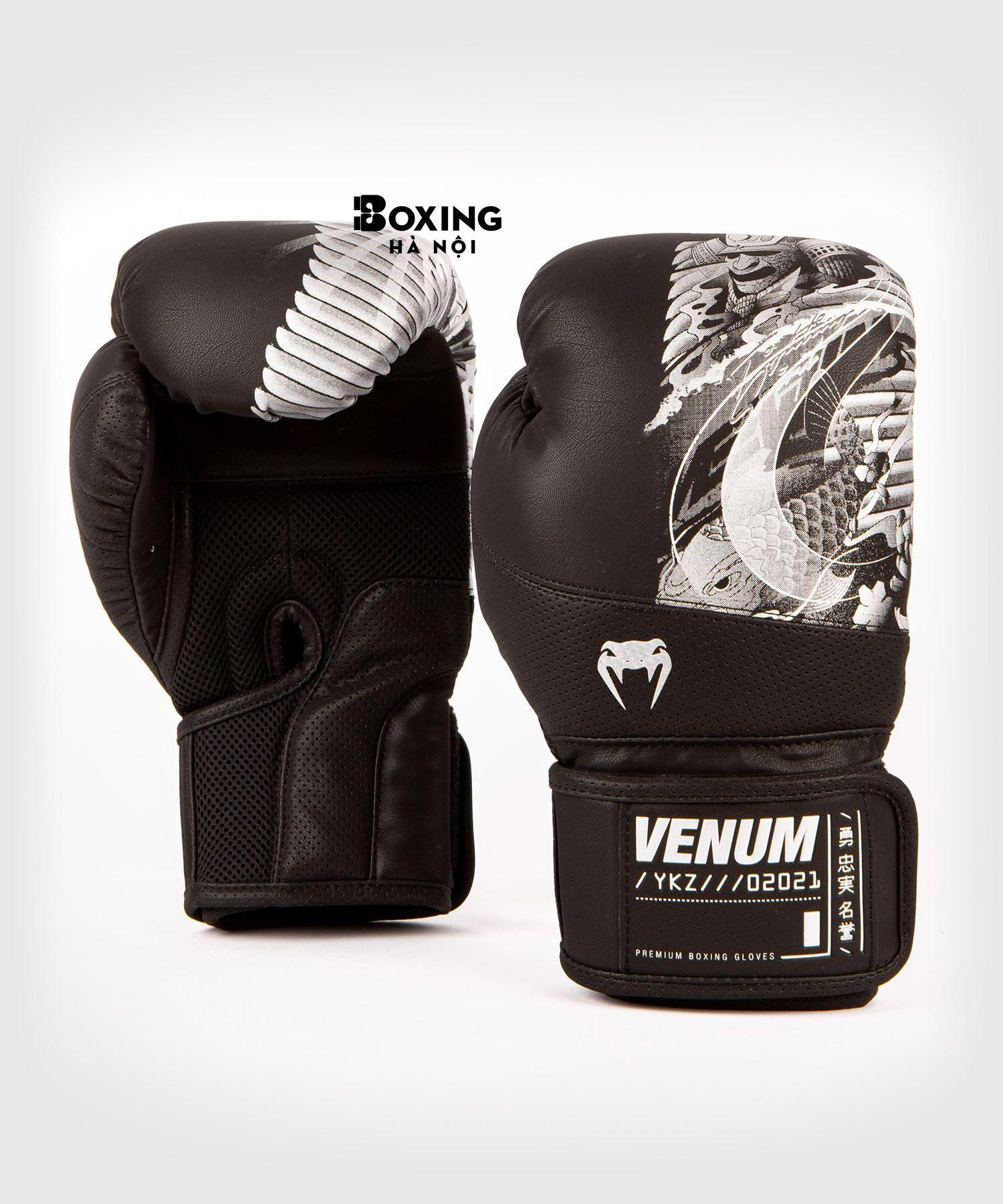 GĂNG TAY BOXING VENUM YKZ21  – ĐEN / BẠC