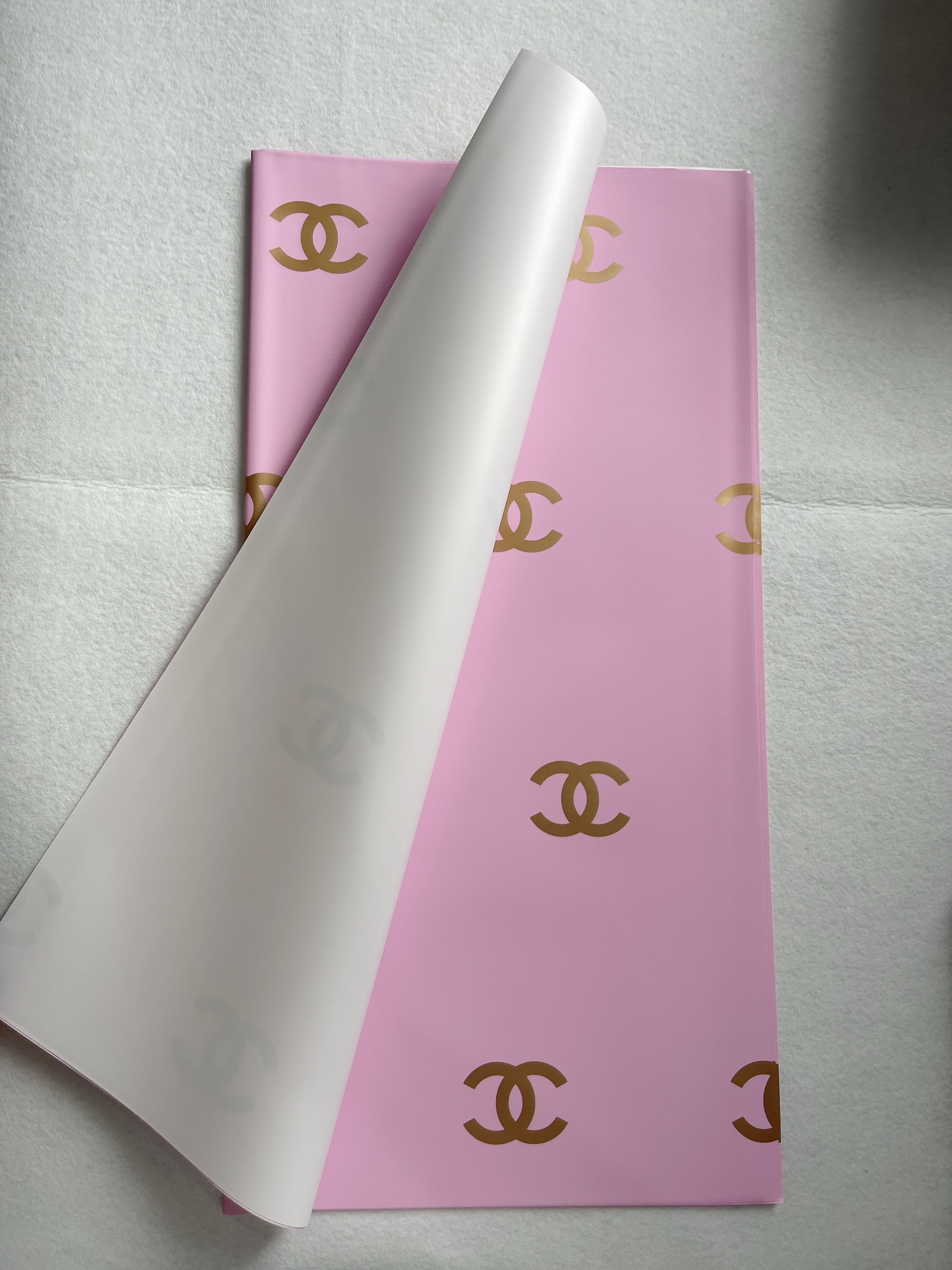 GIẤY GÓI HOA 2 MẶT LOGO CHANEL