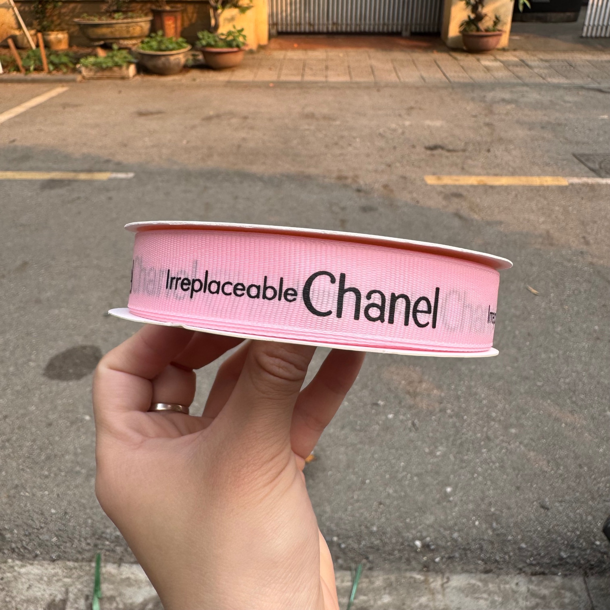RUY BĂNG CHỮ CHANEL
