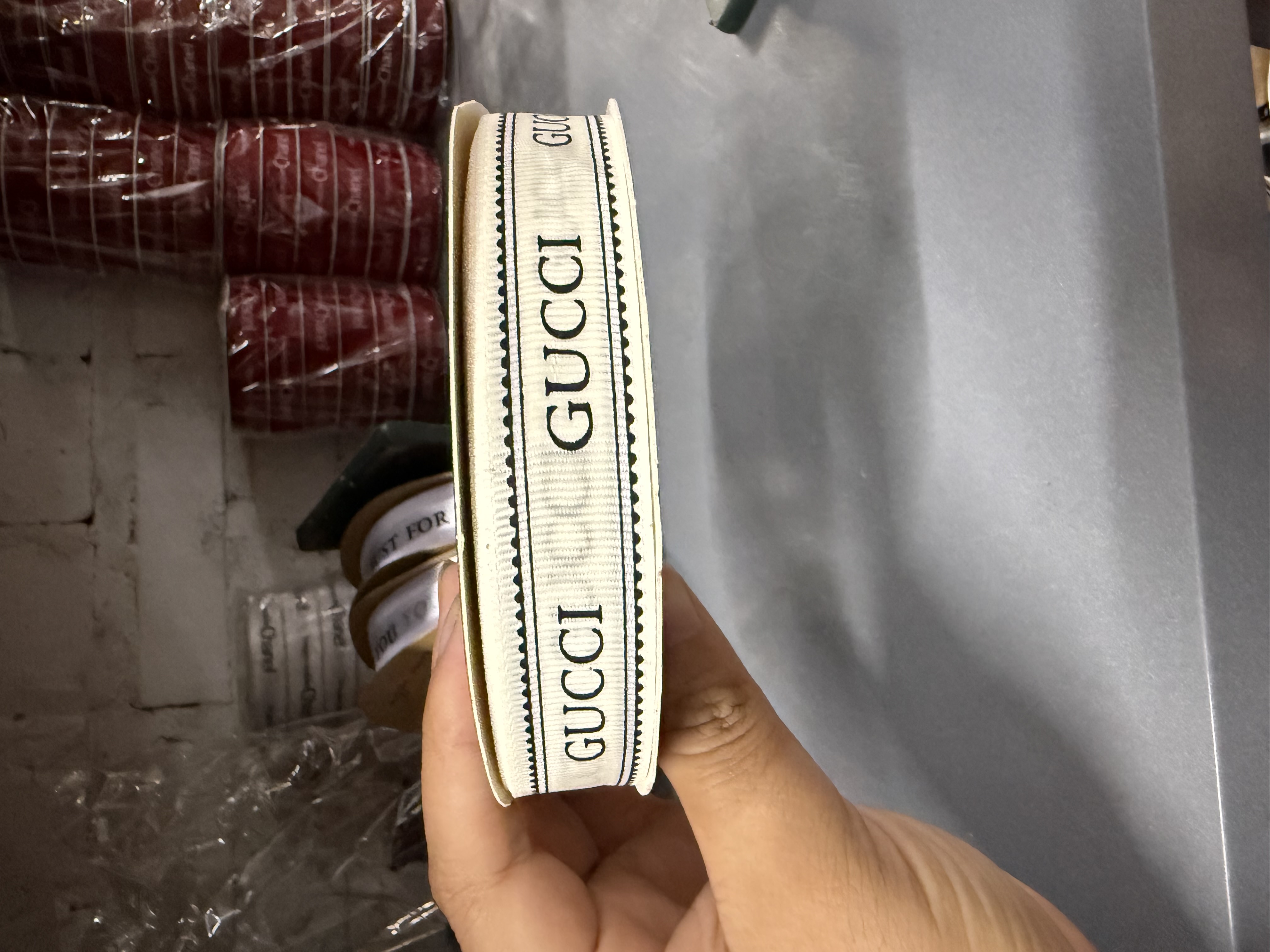 RUY BĂNG GUCCI