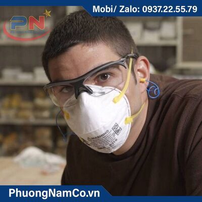 3M 8210 dust mask, disposable, helps protect against oil-free particles