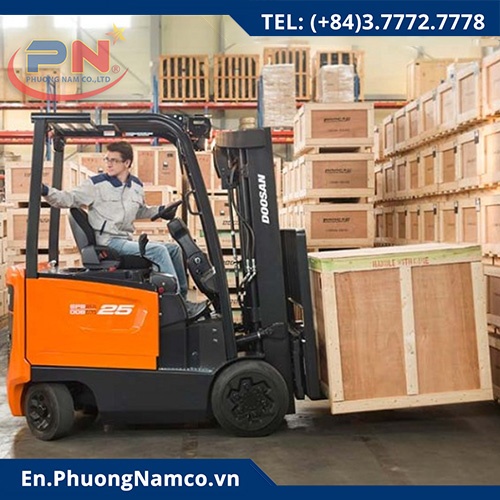 For Rental DOOSAN 25SE-7 Electric Forklift - 25 Ton