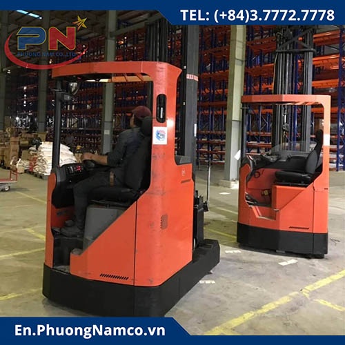 Reach Truck Rental, 1.6 Ton Sit-Drive Electric Forklift BT RRE 160E