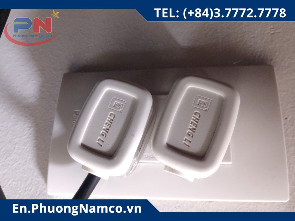 3-Pin-Plug-Chengli-easy-to-use