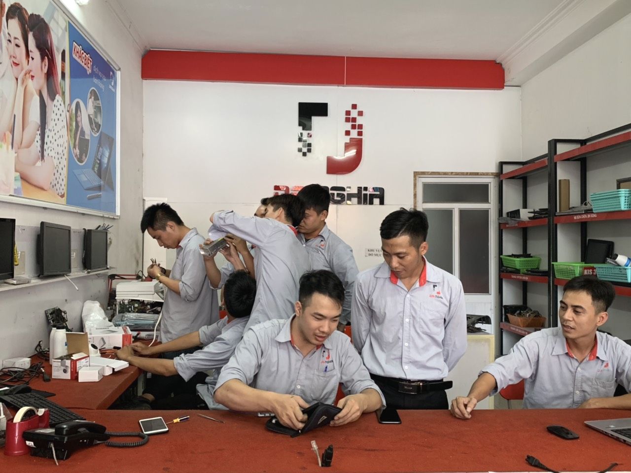 Training đội ngũ kỹ thuật Đại Nghĩa