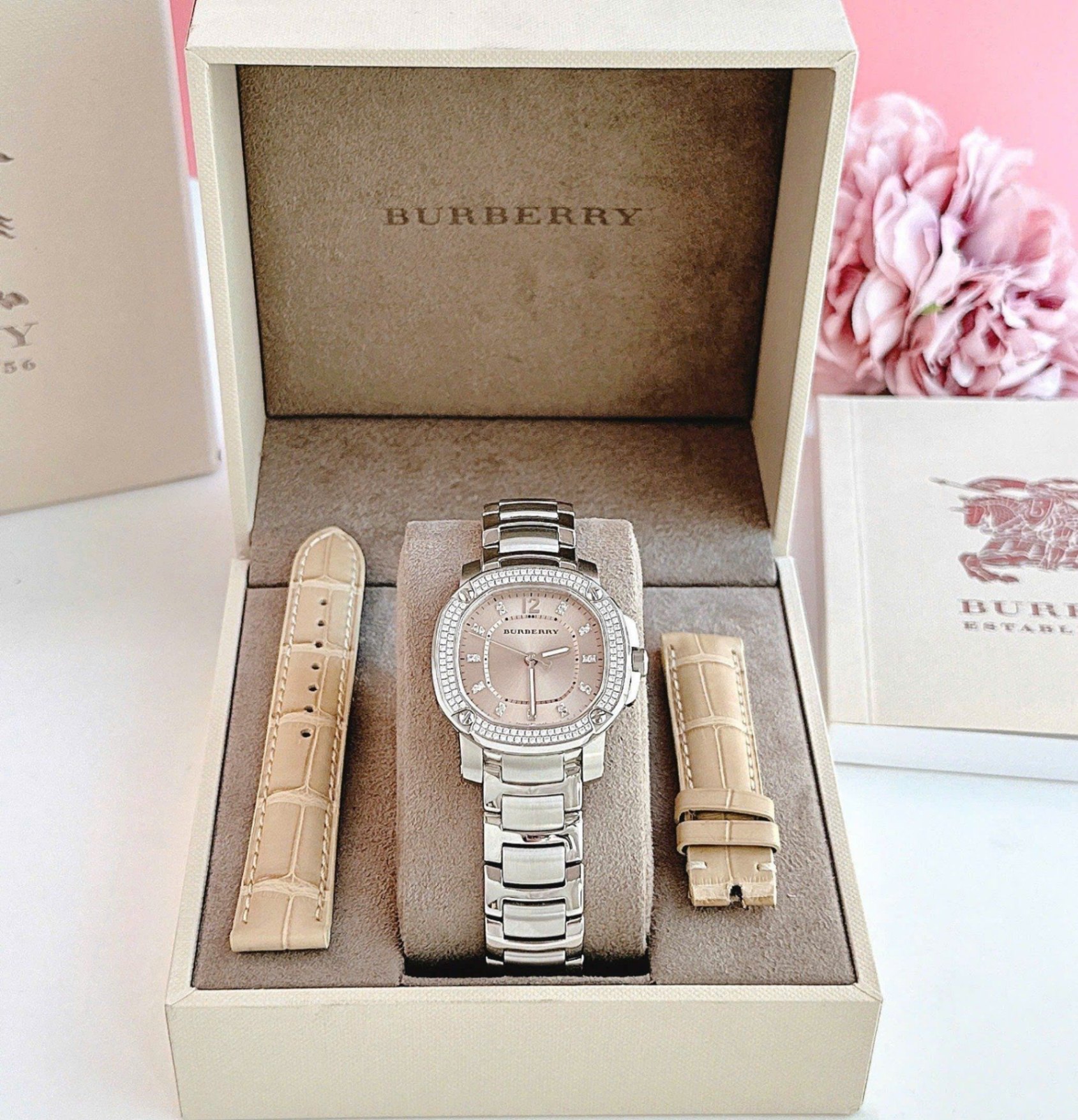Burberry Quartz BBY1950 - Đồng Hồ Nữ Mới 99%
