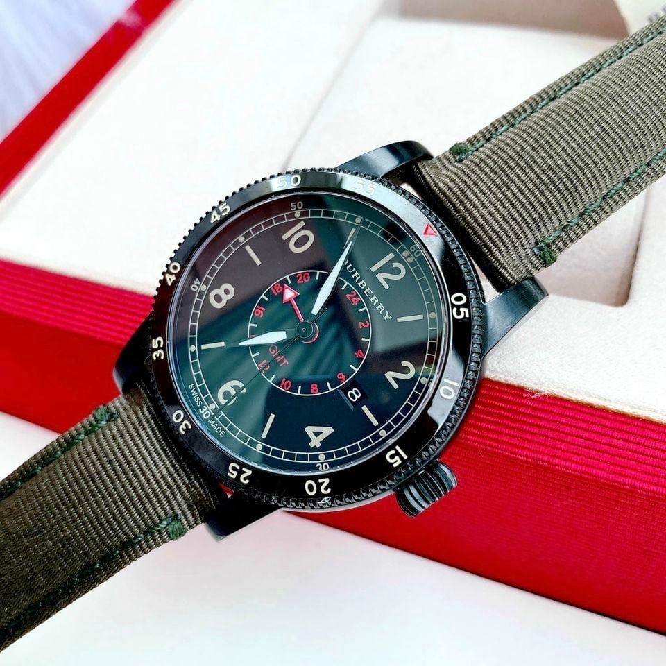 Burberry The Utilitarian Swiss 42mm BU7855 Mới 99%
