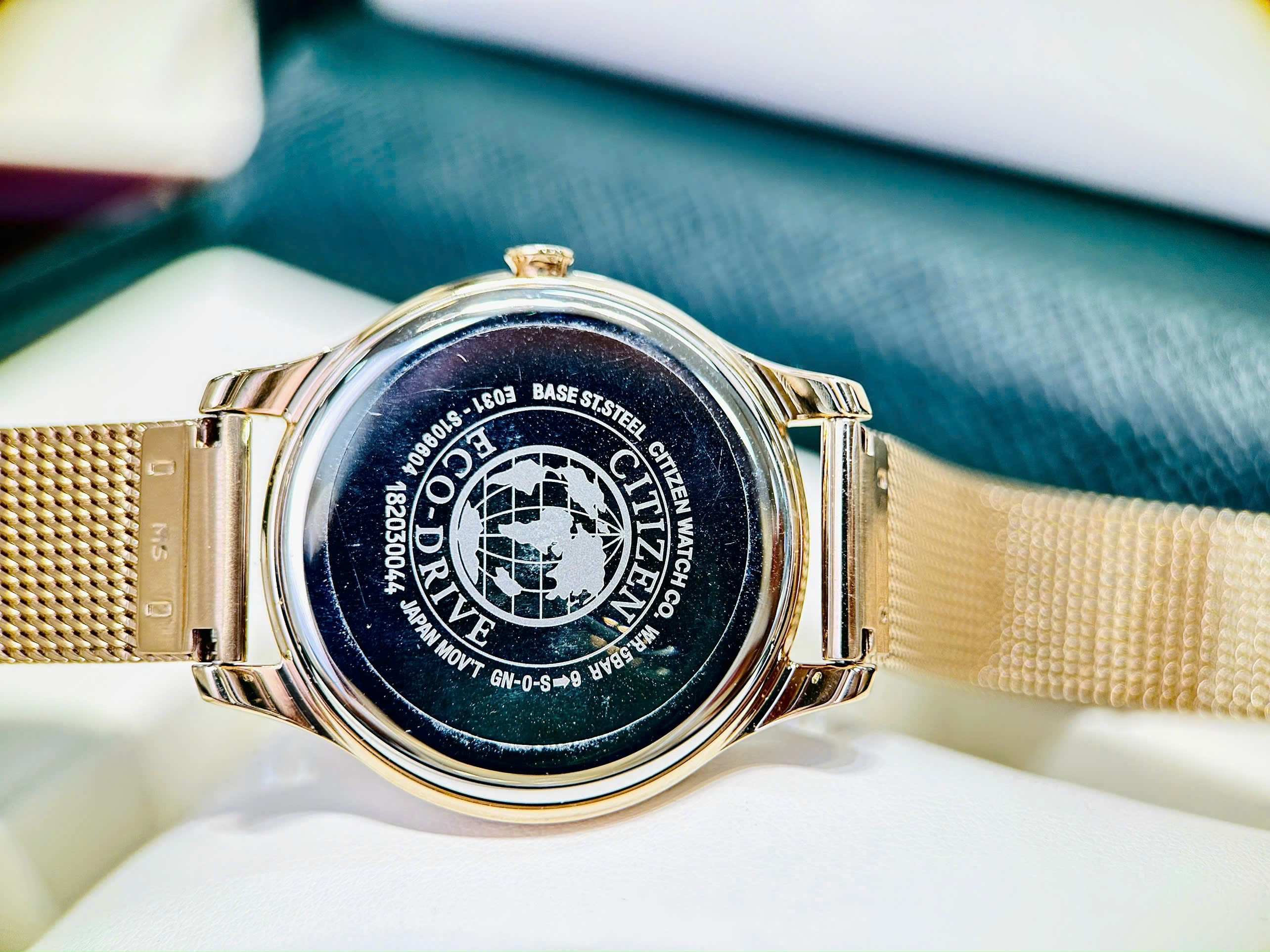 Citizen Eco-Drive EM0502-86P