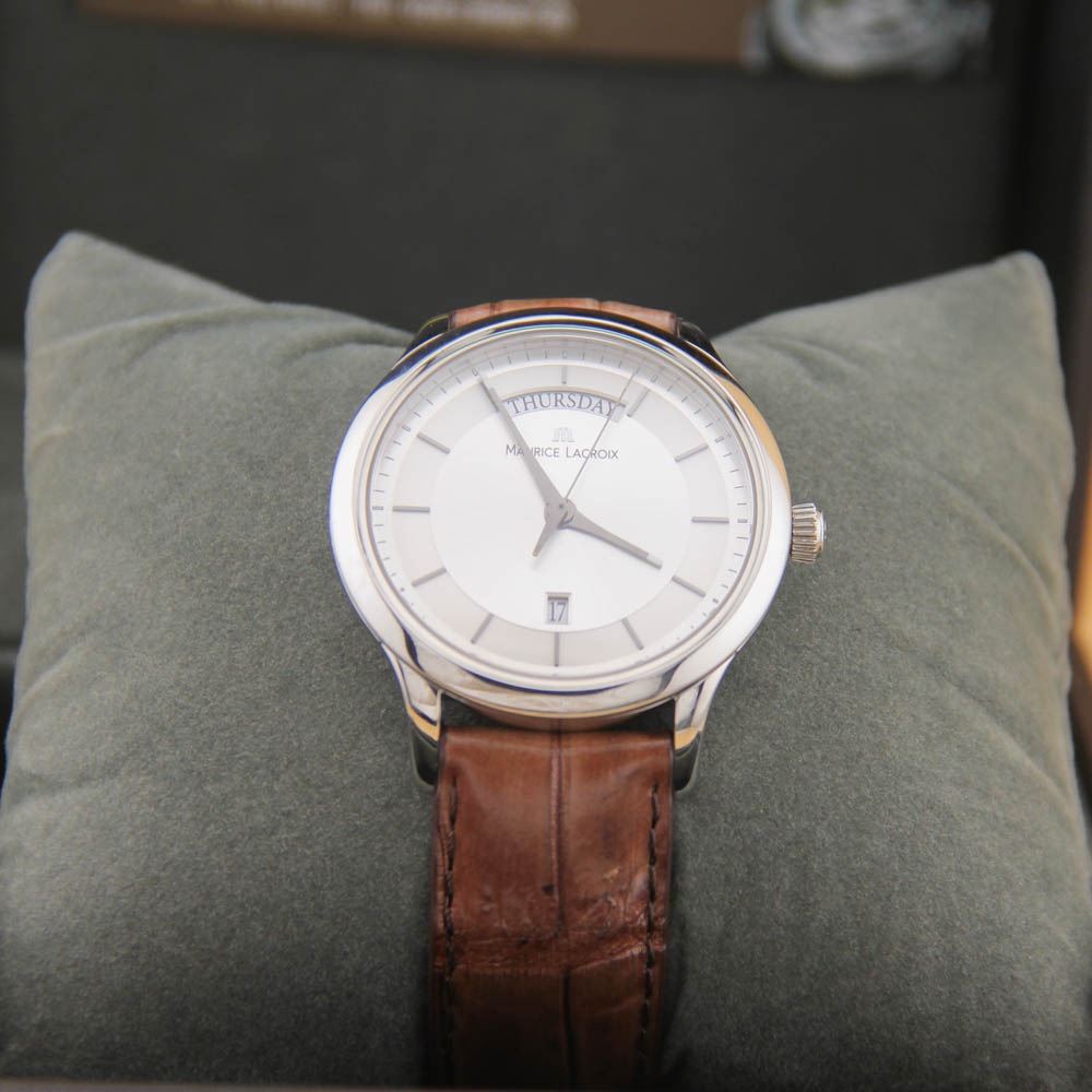 Đồng hồ Maurice Lacroix dây da LC1227-SS001-131-2