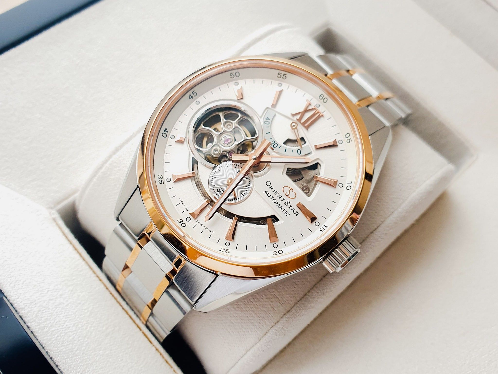 Đồng hồ tự động Orient Star mặt hề, Automatic SDK05001W0, sẳn hàng tại Thủ Đức