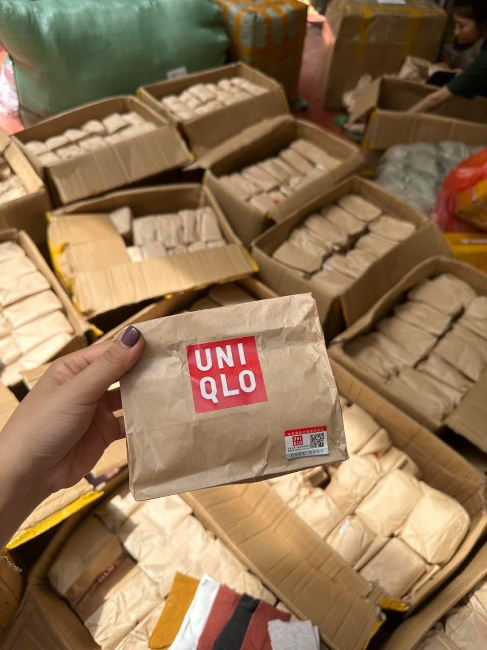 TẤT UNIQLO