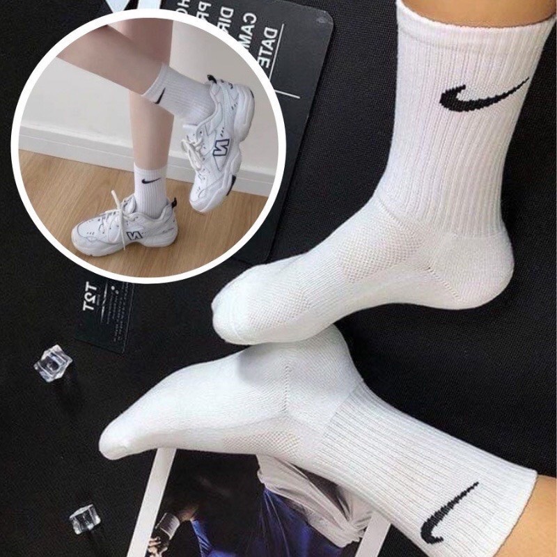 Tất nike