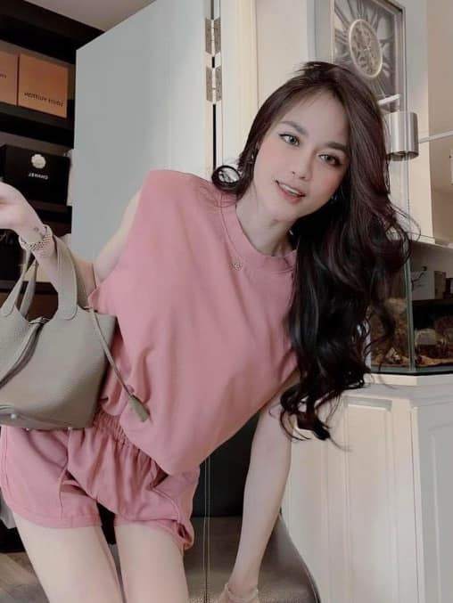sét bộ đùi channel hồng cho nữ