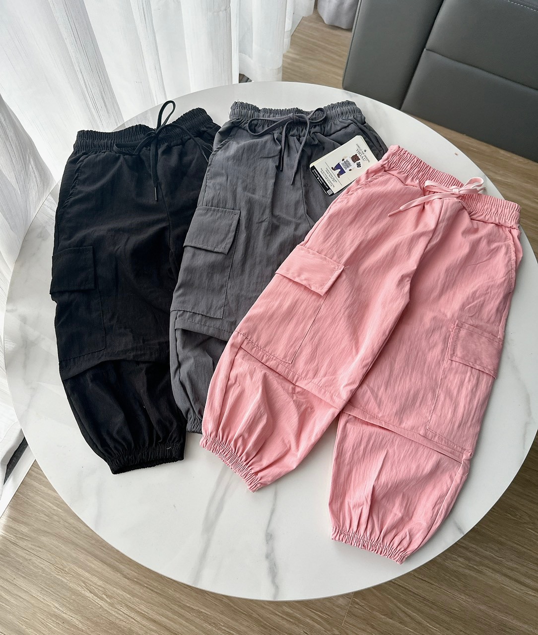 KCG----SET 3 QUẦN GIÓ BÉ GÁI