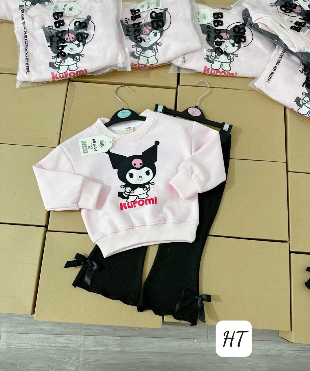 KCG---SET BỘ ÁO KURUMI QUẦN LOE TĂM