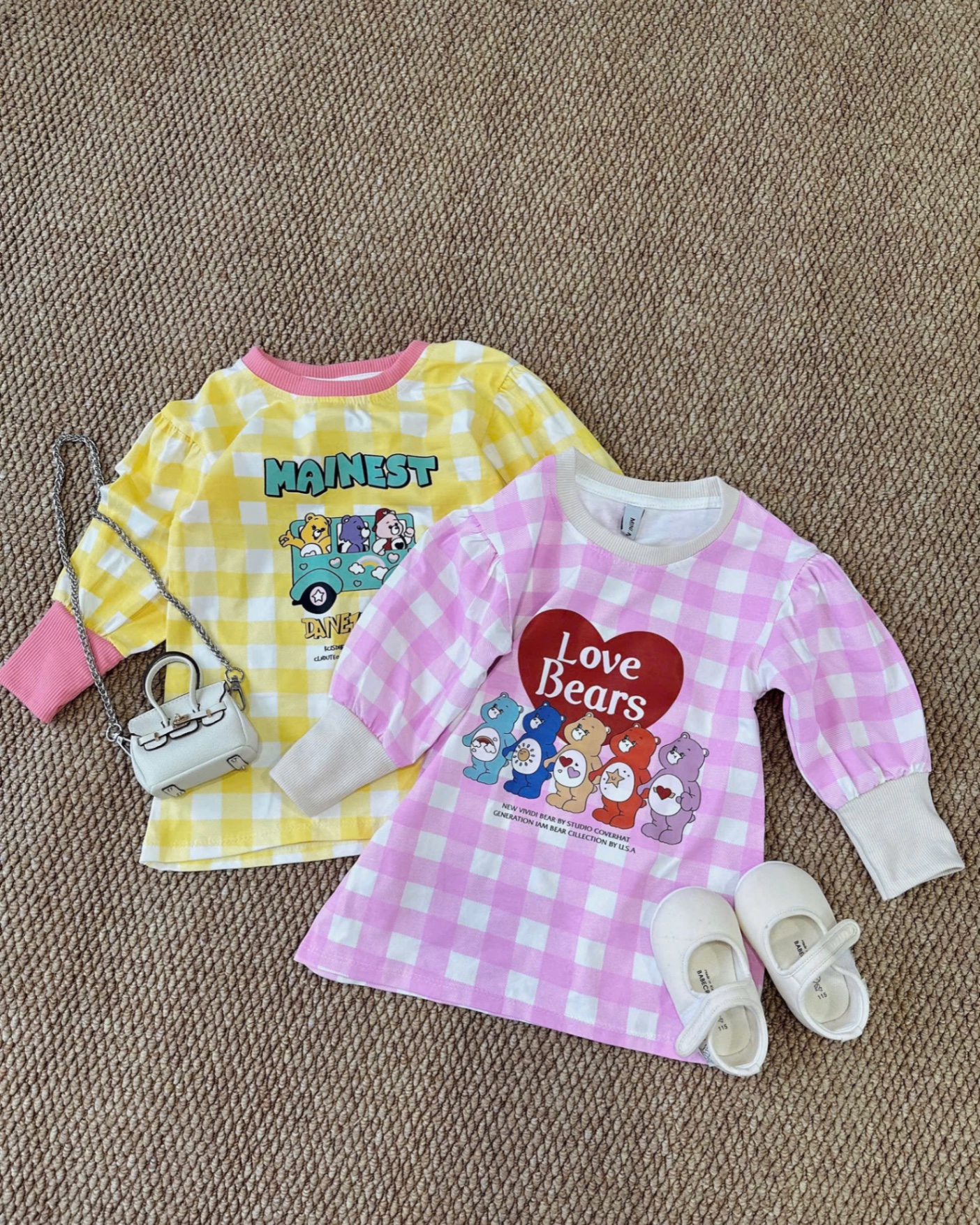 Set 2 váy kẻ LOVE bear bé gái