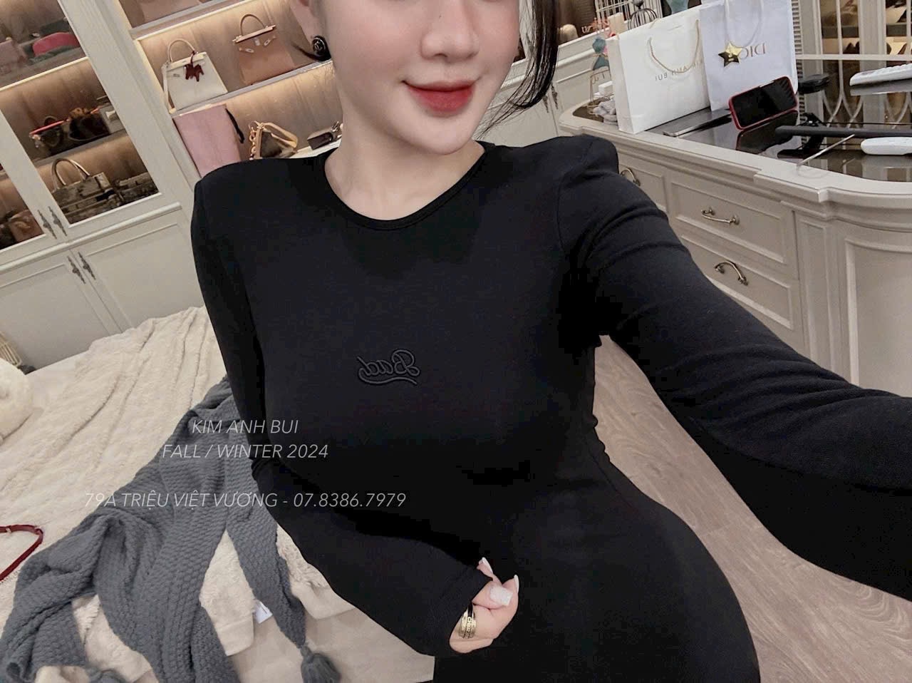 Váy body bad dài tay đệm vai