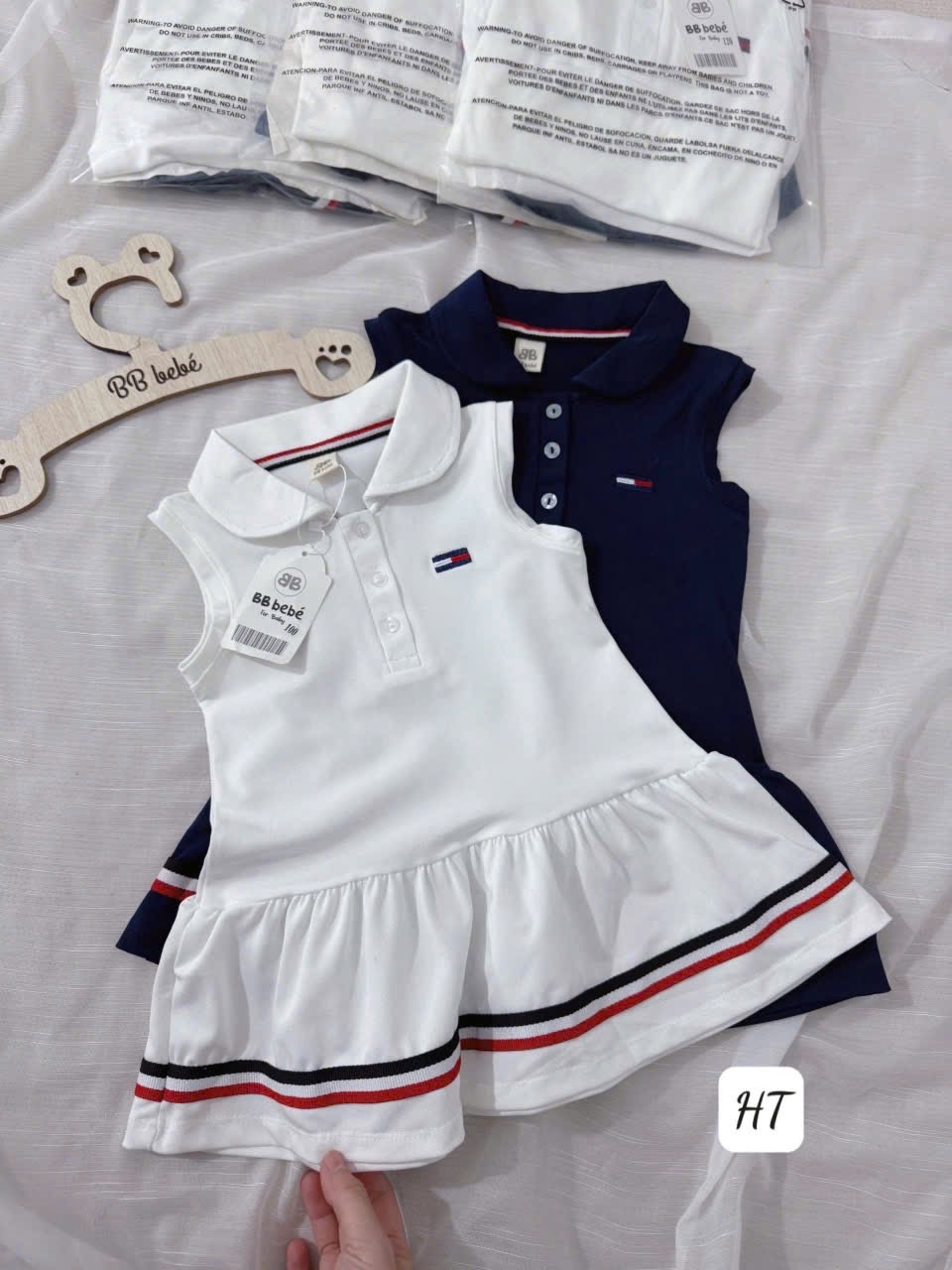 SV203 set 2 váy polo Tommy cho BG