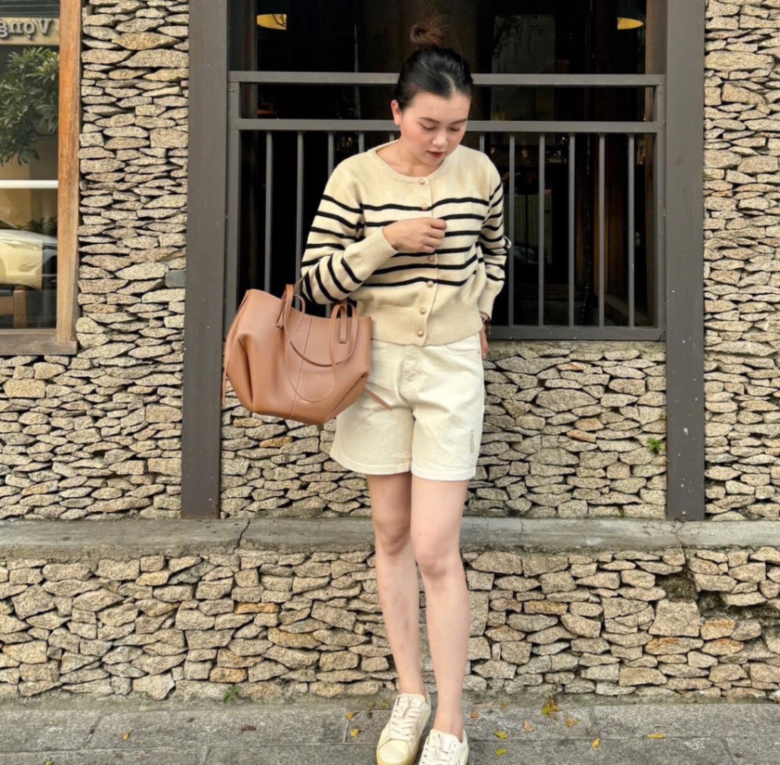 Q851 Quần short ngố be