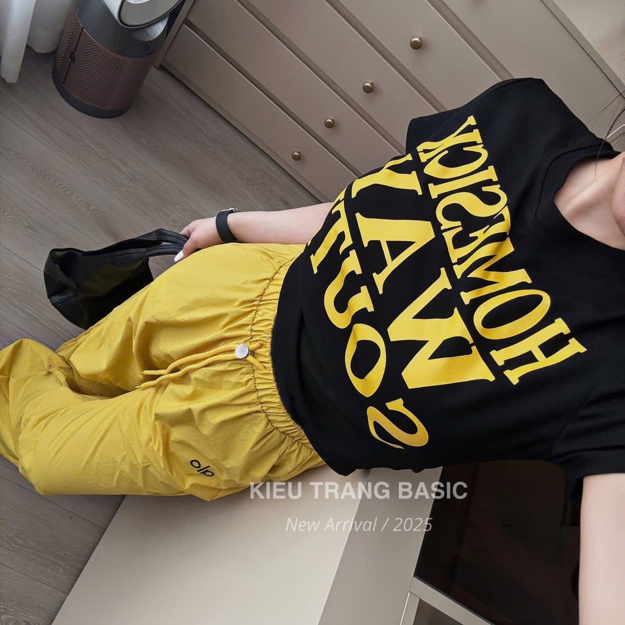 SB72 set bộ áo thun quần kaki vàng