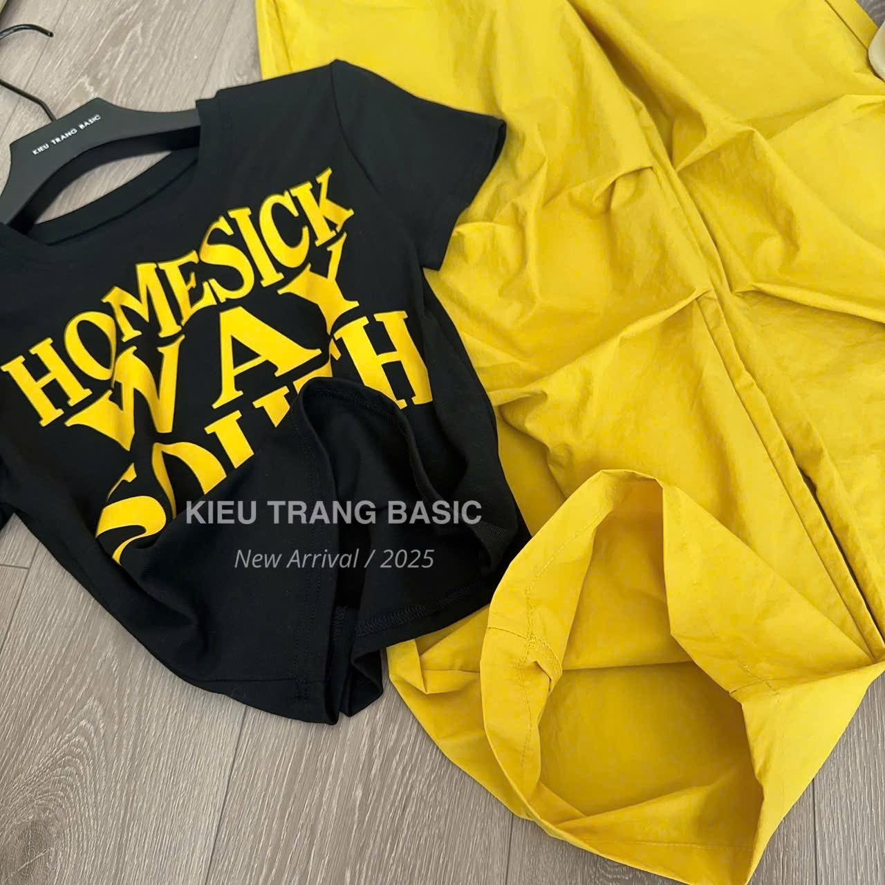 SB72 set bộ áo thun quần kaki vàng