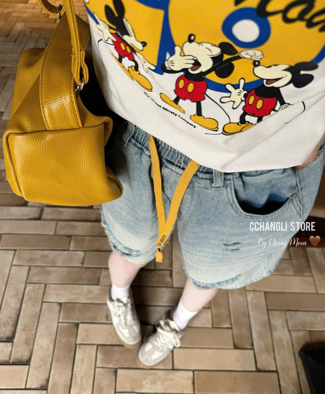CV-S30 Set Áo Phông Quần Bò