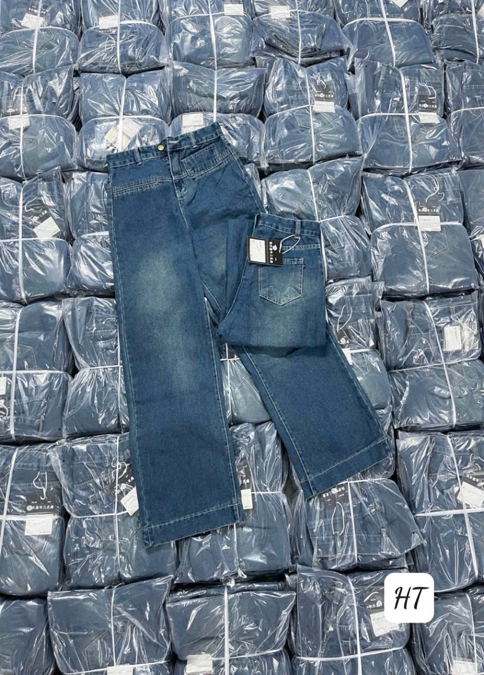 Q302 Quần sông màu xanh tối cho nữ