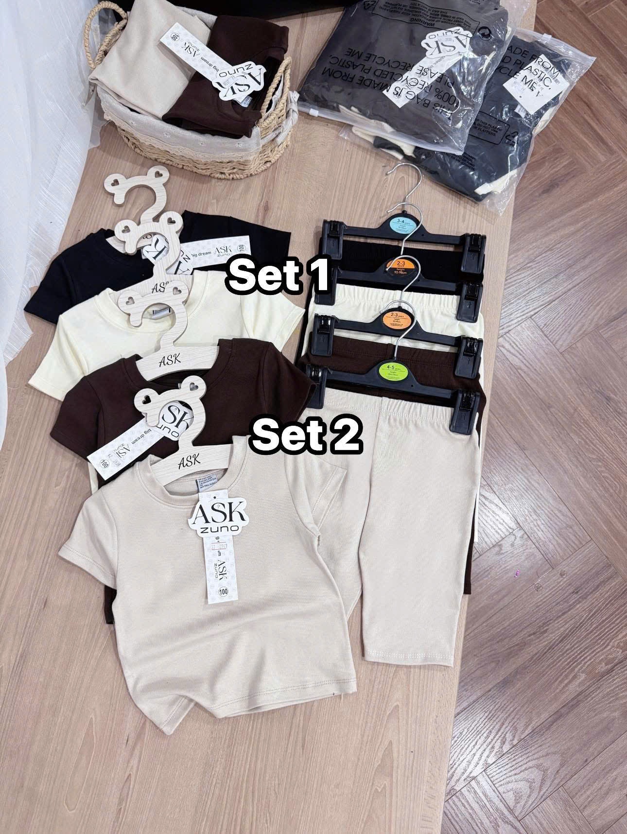 Sb38 Set 2 bộ zip tone nâu be basic cho bé gái hoặc bé trai